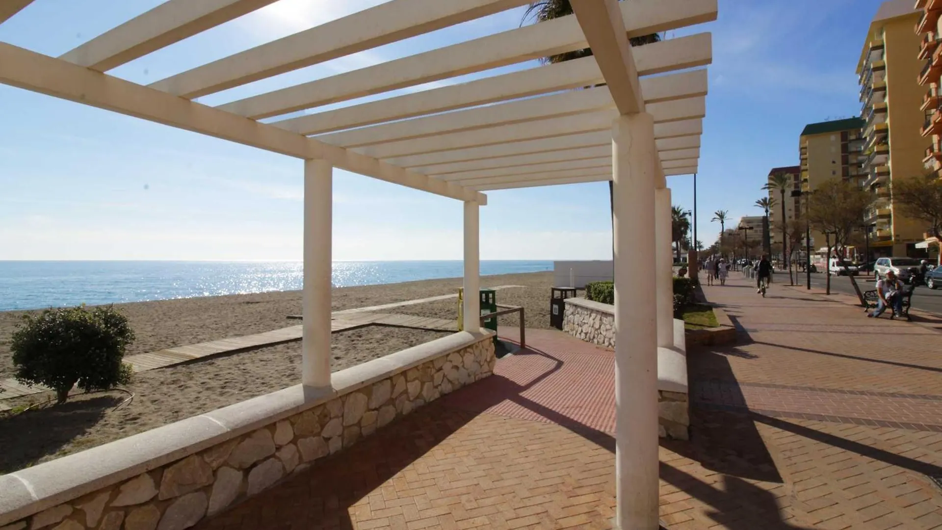 Jacinto 2 Playa Fuengirola 아파트
